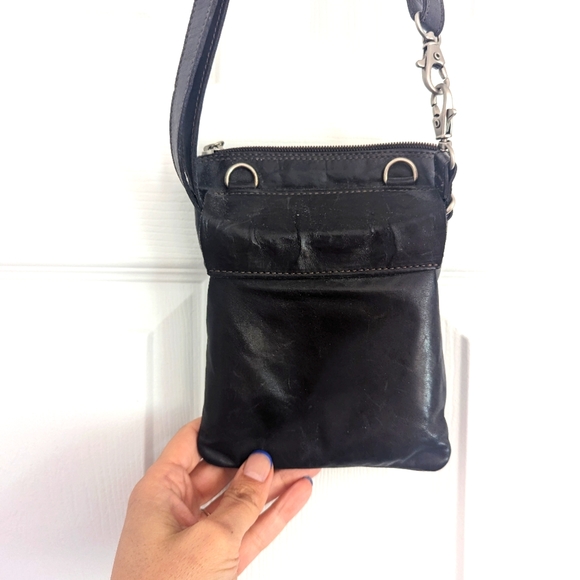 M0851 Brown Leather Belt Crossbody Bag - Picture 3 of 4